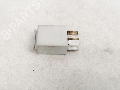Electronic sensor VW GOLF PLUS V (5M1, 521) 1.9 TDI | BP33083097M84 - Image 2
