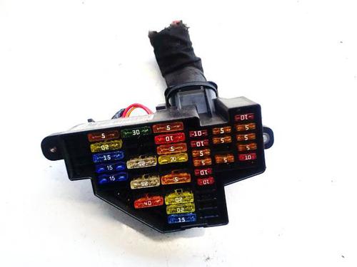 Fuse box VW PASSAT B6 (3C2) 1.9 TDI | BP32538852E1 - Image 2