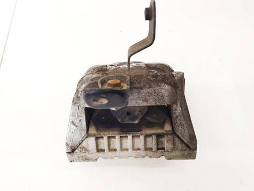 Used Engine mount Engine mount SKODA YETI (5L) 1.2 TSI (105 hp) 32580468 32580468