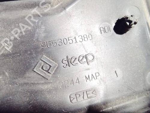 Fuse box CITROËN C5 III (RD_) 2.0 HDi (RDRHD8, RDRHDJ, RDRHR8, RDRHRJ) | BP32579248E1