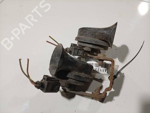 horn-skoda-fabia-i-6y2-1999-2000-2001-2002-2003-2004-2005-2006-2007-2008-34740796 main image