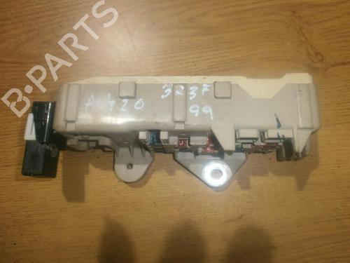 Used Fuse box Fuse box MAZDA 323 F VI Hatchback (BJ) 1.5 16V (BJ5W) (88 hp) 33482772 33482772