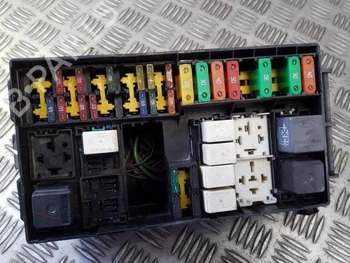 Used Fuse box Fuse box FORD FOCUS I (DAW, DBW) 2.0 16V (131 hp) 33494620 33494620