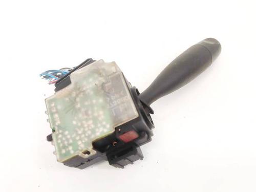Warning switch TOYOTA RAV 4 II (_A2_) 2.0 D 4WD (CLA20_, CLA21_, CLA20R, CLA21R) | BP35204937I22 - Image 2