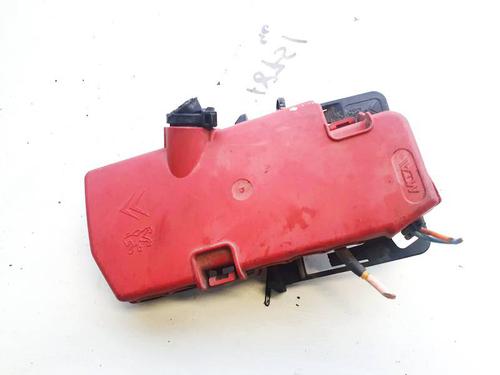 Used Fuse box Fuse box CITROËN C5 III (RD_) 1.8 16V (RD6FXC) (125 hp) 32929999 32929999