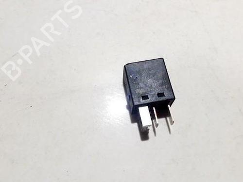 Used Electronic sensor Electronic sensor VOLVO V40 Estate (645) 1.9 DI (115 hp) 33527313 33527313
