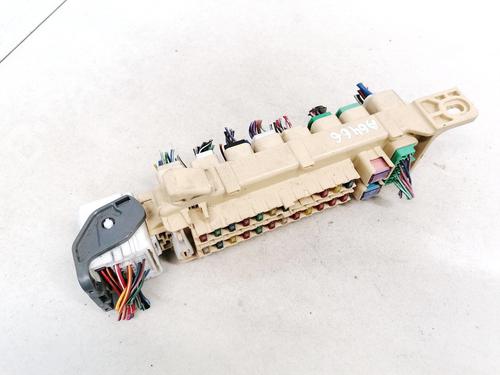 Used Fuse box Fuse box MAZDA MPV II (LW) 2.0 DI (136 hp) 33080081 33080081