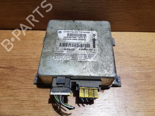 Used ECU airbags ECU airbags CHRYSLER VOYAGER / GRAND VOYAGER III (GS_, NS_) 2.0 i (133 hp) 33482070 33482070