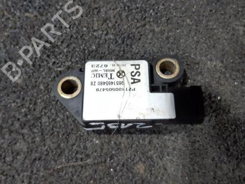 Used Electronic module Electronic module PEUGEOT 607 (9D, 9U) 2.0 HDi (107 hp) 33482970 33482970