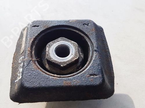 Used Engine mount Engine mount MERCEDES-BENZ C-CLASS (W204) C 220 CDI (204.002) (170 hp) 33063087 33063087