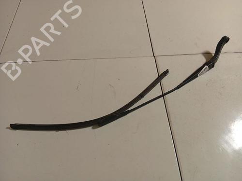 front-windshield-wiper-arm-mercedes-benz-a-class-w169-2004-2005-2006-2007-2008-2009-2010-2011-2012-36456870 main image