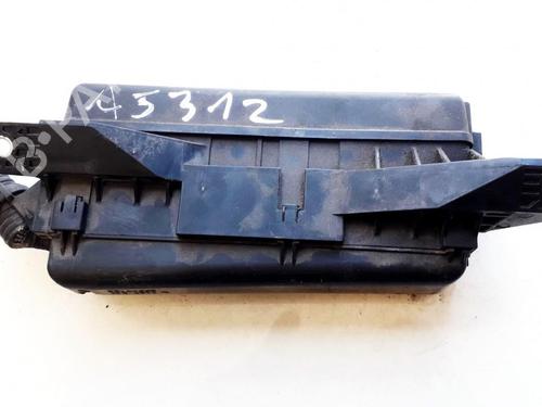 Used Fuse box Fuse box TOYOTA PRIUS Liftback (_W2_) 1.5 Hybrid (NHW20_, NHW20R) (112 hp) 33525945 33525945