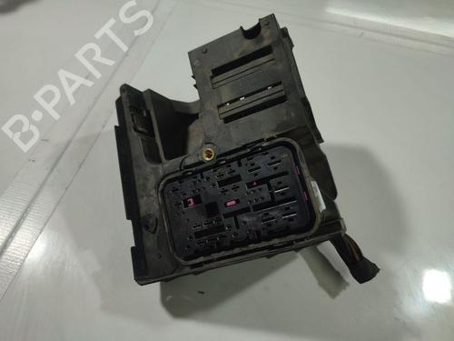fuse-box-vw-passat-b6-3c2-2005-2006-2007-2008-2009-2010-2011-32539088 main image