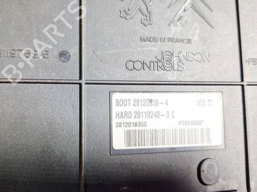 Fuse box CITROËN C5 III (RD_) 2.0 HDi (RDRHD8, RDRHDJ, RDRHR8, RDRHRJ) | BP32579616E1