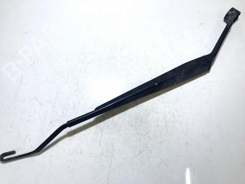 Used Front windshield wiper arm Front windshield wiper arm 33515209 33515209