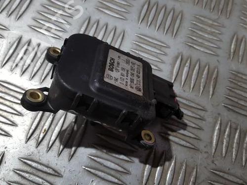 electronic-module-audi-a6-c5-4b2-4b4-1997-1998-1999-2000-2001-2002-2003-2004-2005-33501872 main image