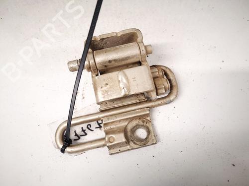 Used Hinge/Door check strap VW BORA Variant (1J6) 2.0 (115 hp) 32894717