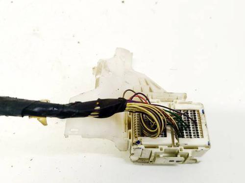 Used Electronic module Electronic module TOYOTA AURIS (_E15_) 1.4 D-4D (NDE150_, NDE150R) (90 hp) 32588609 32588609