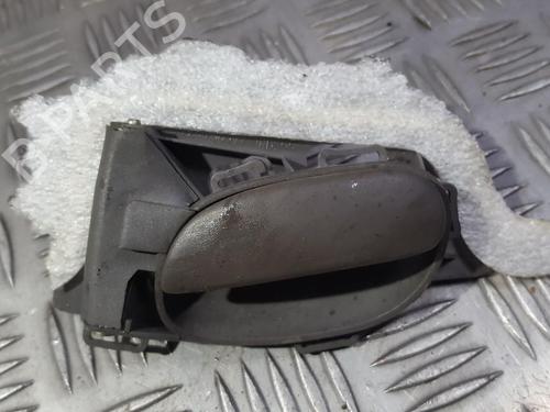 Used Front right interior door handle Front right interior door handle 35675108 35675108