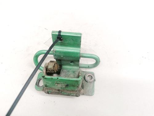 hingedoor-check-strap-audi-a4-b5-8d2-1994-1995-1996-1997-1998-1999-2000-2001-33085234 main image