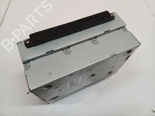 Used Radio Radio VOLVO V40 Hatchback (525) D2 (114 hp) 36586932 36586932