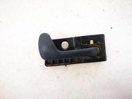 Used Rear right interior door handle Rear right interior door handle FIAT PUNTO (176_) 60 1.2 (176AP, 176AR, 176AQ, 176BB) (60 hp) 35585606 35585606