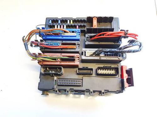 Used Fuse box Fuse box OPEL VECTRA C (Z02) 1.9 CDTI (F69) (150 hp) 32897181 32897181
