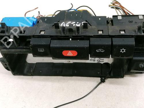 Used Warning switch Warning switch OPEL VECTRA B (J96) 2.0 i 16V (F19) (136 hp) 35587257 35587257
