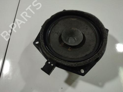 speaker-iveco-daily-iv-platformchassis-2006-2007-2008-2009-2010-2011-2012-32550952 main image