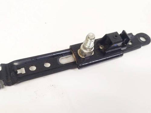 Støtte Støtte TOYOTA COROLLA Verso (ZER_, ZZE12_, R1_) 2.2 D-4D (AUR10_, AUR10R) (177 hp) 32613438 32613438