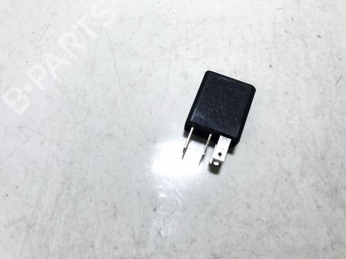 Used Electronic sensor Electronic sensor OPEL ASTRA G Hatchback (T98) 1.7 DTI 16V (F08, F48) (75 hp) 33515920 33515920