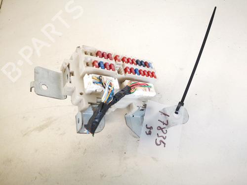 Used Fuse box Fuse box NISSAN MURANO I (Z50) 3.5 4x4 (245 hp) 32907743 32907743