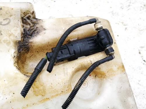 washer-pump-vw-golf-plus-v-5m1-521-2004-2005-2006-2007-2008-2009-2010-2011-2012-2013-35205990 main image