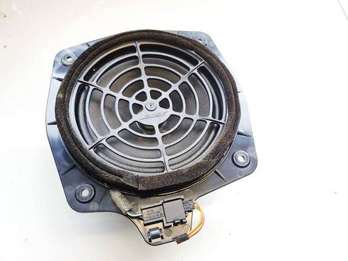 speaker-audi-a3-8p1-2003-2004-2005-2006-2007-2008-2009-2010-2011-2012-2013-34111197 main image