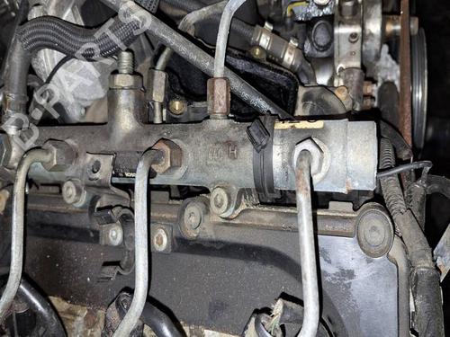 Used Injection rail Injection rail AUDI A6 C6 (4F2) 2.7 TDI (180 hp) 34782775 34782775