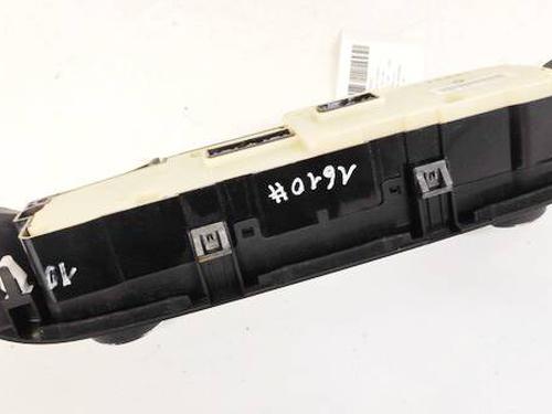 Climate control VW PASSAT B7 (362) 2.0 TDI | BP35336300I5 - Image 2