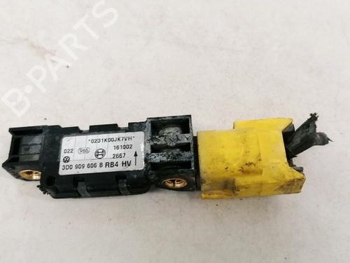 Used Electronic module Electronic module VW PHAETON (3D1, 3D2, 3D3, 3D4, 3D6, 3D7, 3D8, 3D9) 3.2 V6 (241 hp) 32875219 32875219