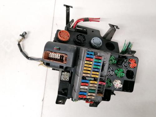 Used Fuse box Fuse box 33091538 33091538