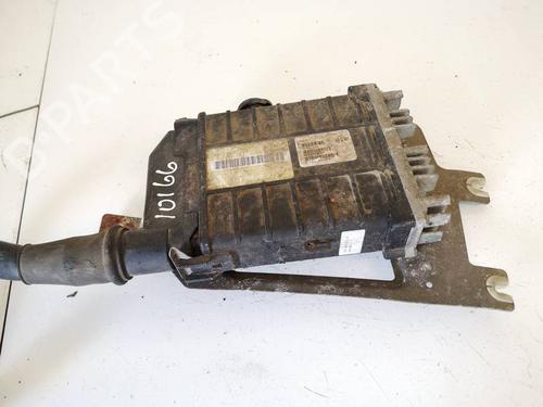 Used Engine control unit (ECU) Engine control unit (ECU) VW PASSAT B3/B4 Variant (3A5, 35I) 1.8 (90 hp) 32587149 32587149