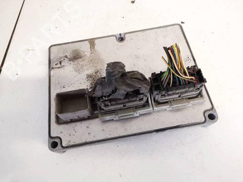 Used Engine control unit (ECU) VOLVO S40 II (544) 1.8 (125 hp) 32598328