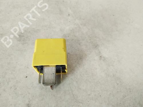 Used Electronic sensor Electronic sensor OPEL ZAFIRA / ZAFIRA FAMILY B (A05) 1.9 CDTI (M75) (150 hp) 33080154 33080154