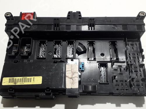 Used Fuse box Fuse box LAND ROVER RANGE ROVER III (L322) 3.0 D 4x4 (177 hp) 33513758 33513758