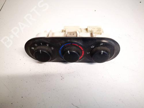 Used Climate control Climate control MAZDA MPV II (LW) 2.0 (LWEW) (122 hp) 35059654 35059654