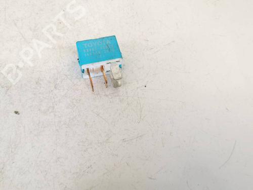 other-toyota-auris-_e15_-2006-2007-2008-2009-2010-2011-2012-2013-32598773 main image