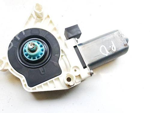 Right front window motor VW PASSAT B8 (3G2, CB2) 2.0 TDI | BP40028309E20 - Image 2