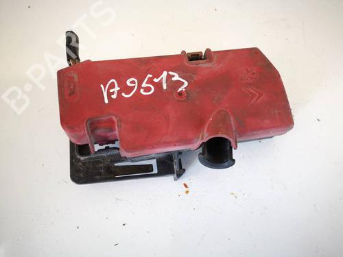 Used Fuse box Fuse box CITROËN C5 III (RD_) 2.0 HDi 140 (RDRHF8, RDRHFA, RDRHA8, RDRHAJ) (140 hp) 32959471 32959471