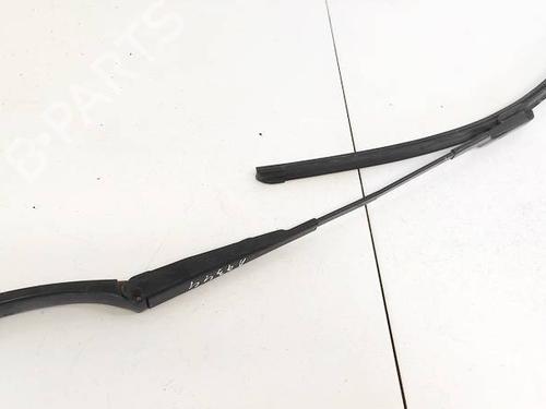 front-windshield-wiper-arm-hyundai-i30-estate-fd-2007-2008-2009-2010-2011-2012-32953083 main image