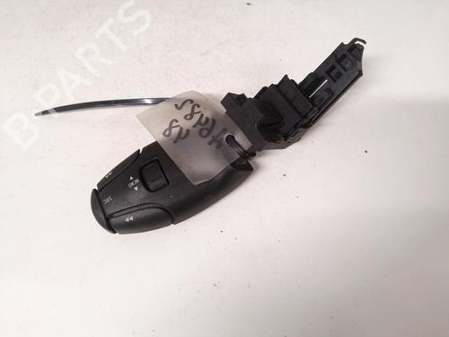 Used Steering wheel controls Steering wheel controls 35475520 35475520
