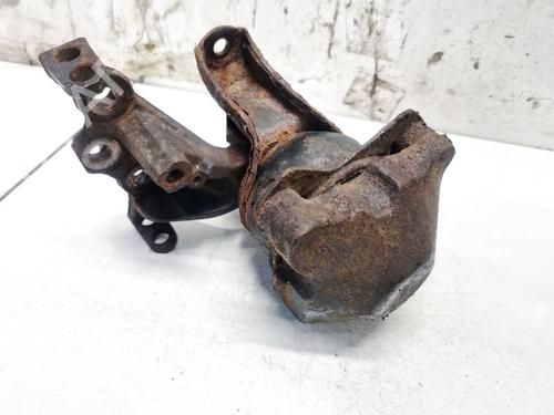 Used Engine mount IVECO DAILY IV Platform/Chassis 35C14, 35S14, 35S14 /P (136 hp) 32554517