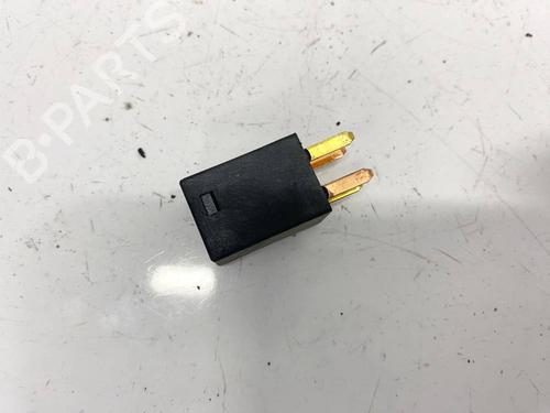 Electronic sensor MITSUBISHI OUTLANDER I (CU_W) 2.0 (CU2W) | BP32582434M84 - Image 4